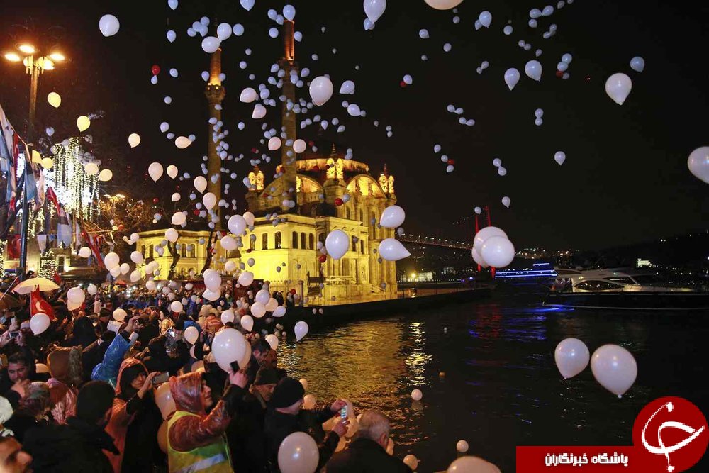 کشورها سال نو میلادی را چطور جشن گرفتند؟