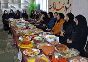 برگزاری جشنواره غذای سالم در شهرستان سروآباد