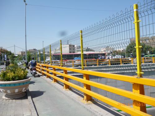 ایمن سازی هندریل های تقاطع شهید گمنام