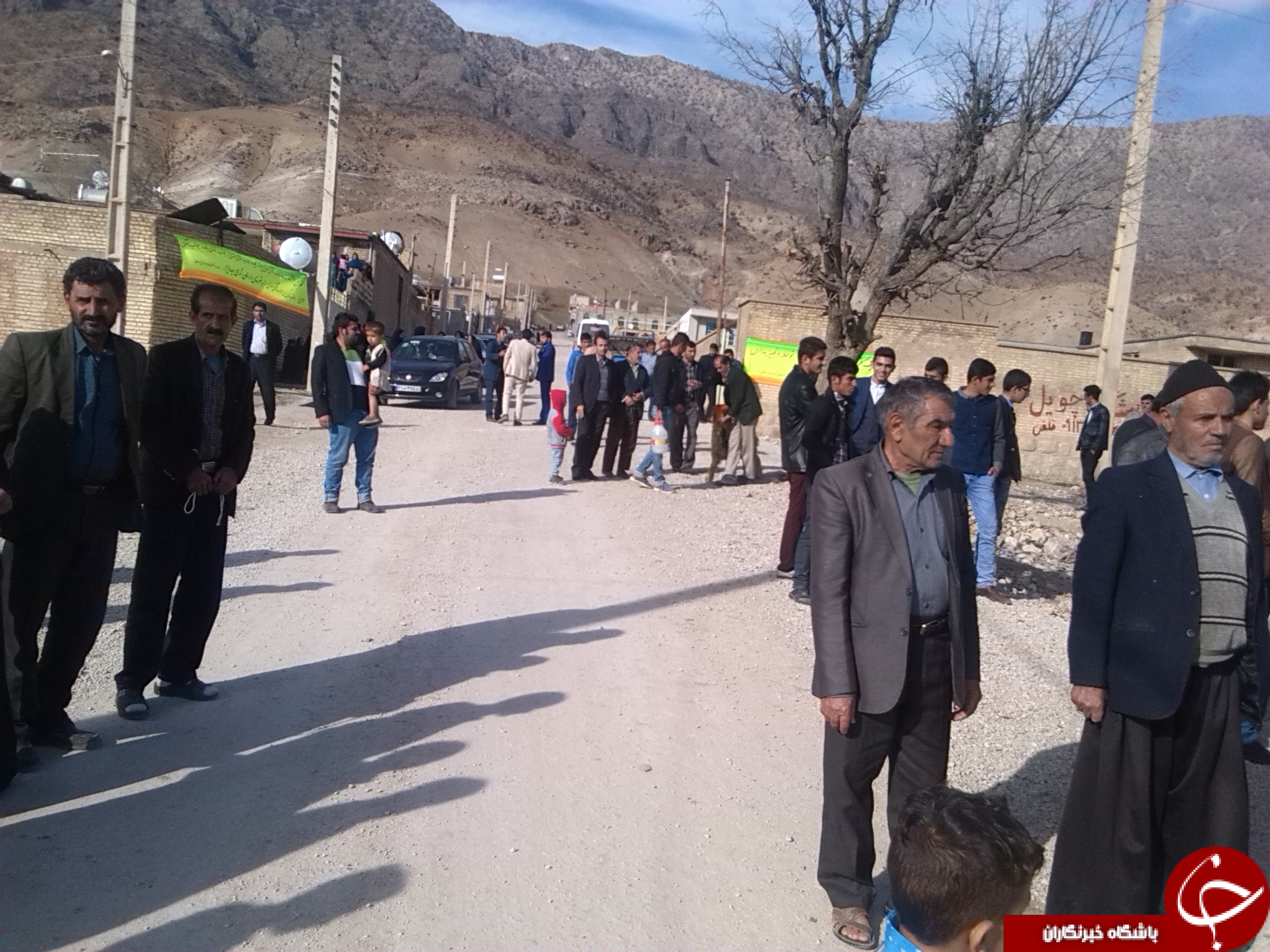 مراسم کلنگ&zwnj;زنی ساخت مدرسه در روستای &laquo;سونک&raquo; + تصاویر