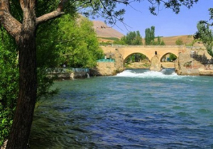 اعمال استانداردهای زیست محیطی برای حفاظت از زاینده رود