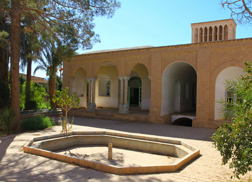 خانه فخری راور بنای از دوره پهلوی