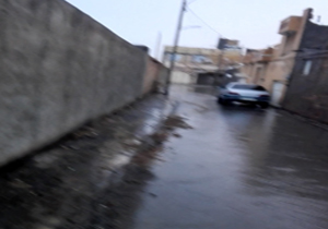 آبگرفتگی در معابر روستای قنبرآباد + فیلم