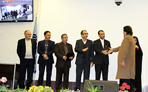 نخستین مسابقات ملی آزاد مهارت فرش در ارومیه با شعار