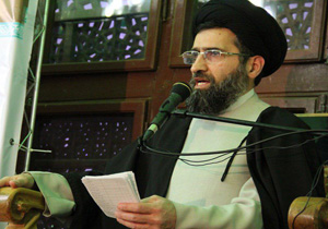 متاسفانه امروز در مقابل منکرات جامعه سکوت کرده ایم