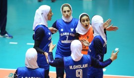 ذوب آهن صدرنشین جدول ماند