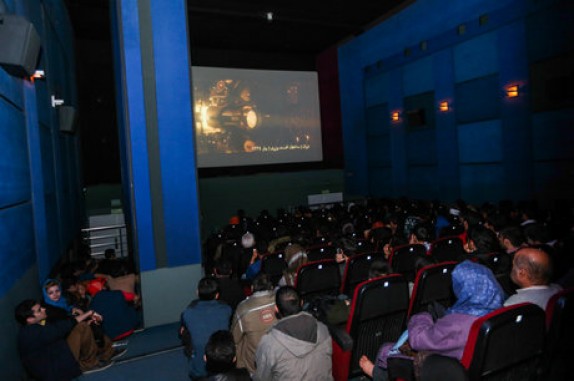 جدول آمار فروش فیلم&zwnj;های روی پرده سینما/ &laquo;هفت ماهگی&raquo; در دو روز 110 میلیون تومان فروخت