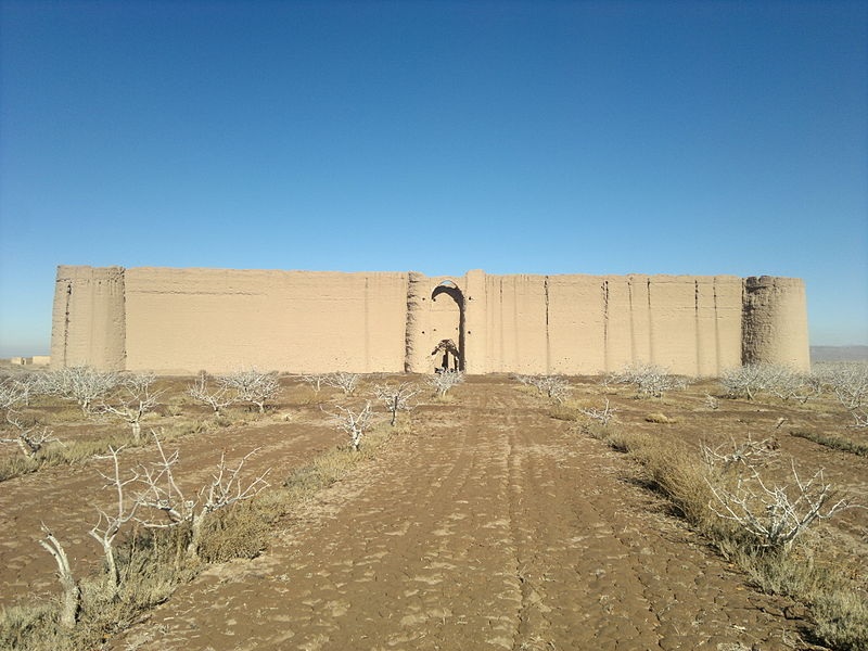 قلعه داودآباد بازمانده ای از عهد صفویه