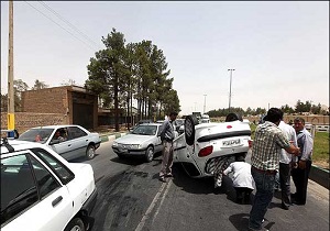یک کشته و یک مصدوم در پی واژگونی خودرو