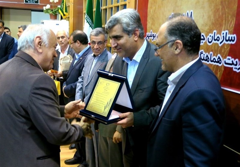 تجلیل از برگزیدگان جشنواره کشاورزی استان + تصاویر