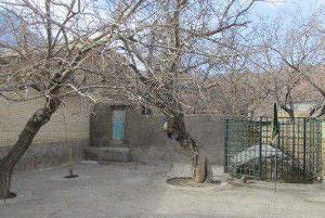 زیارتگاه سنگ در روستای دربرز خضر آباد