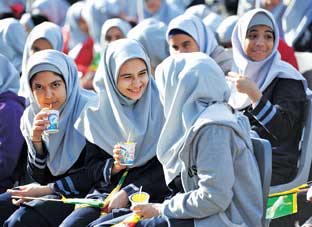 آغاز توزیع شیر رایگان در مدارس