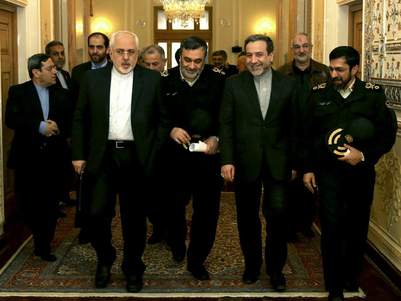 دیدار جمعی از فرماندهان نیروی انتظامی با ظریف