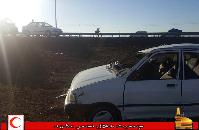 واژگونی خودرو پراید پنج مصدوم به جا گذاشت