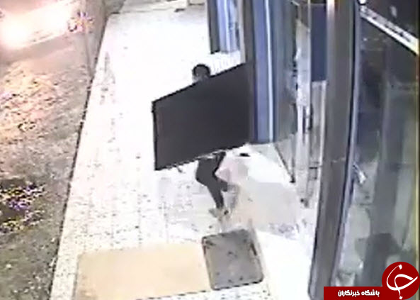 سرقت مسلحانه از فروشگاه لوازم دیجیتال در شمال کشور +فیلم