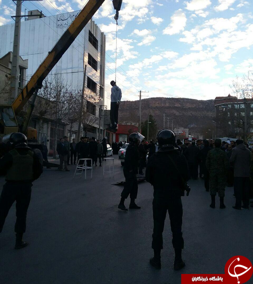از بازداشت اختلاس گران تا سرگردانی مسافران در فرودگاه