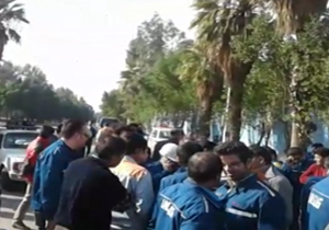 گلایه کارگران شرکت فولاد به دلیل تاخیر در پرداخت سه ماه حقوق + فیلم