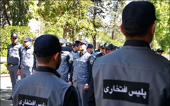 یگان ویژه آماده پذیرش پلیس افتخاری
