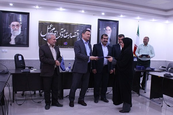 تجلیل عوامل اجرایی مسابقات ورزشی کارکنان فنی و حرفه‌ای