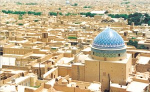 استان یزد میزبان 400 راهنمای تورهای گردشگری