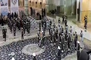 تمرین یگان تشریفات برای مراسم استقبال از پیکر آیت الله هاشمی + فیلم