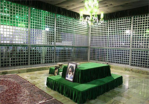 نمای داخلی ضریح امام خمینی(ره) قبل از خاکسپاری آیت‌الله رفسنجانی + فیلم
