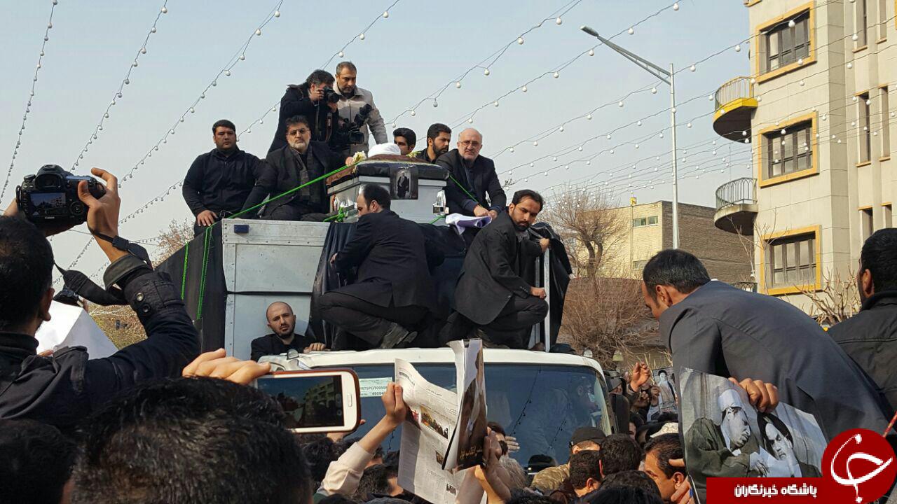 پیکر آیت الله رفسنجانی چگونه حمل شد؟+عکس