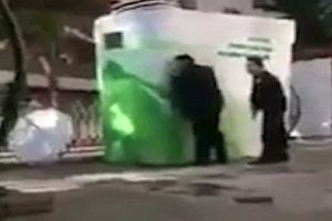 درگیری مسلحانه مقابل پاسگاه پلیس در شهر غازی‌عینتاب ترکیه + فیلم