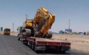 توقیف یک دستگاه بیل مکانیکی قاچاق