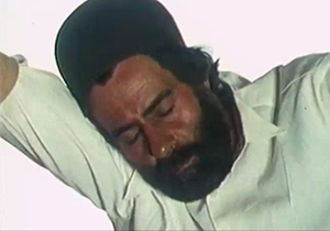 شلاق خوردن خالو مراد توسط خاله لیلا + فیلم