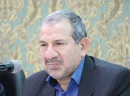 در دهه فجر باید یک زندگی انقلابی را تمرین کنیم