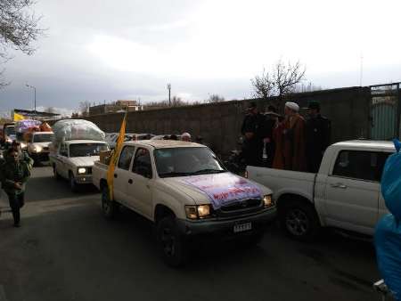 ارسال کمک های مردمی شهرستان چاراویماق به مدافعان حرم