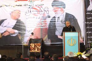 آیت الله هاشمی رفسنجانی هرگز از راه انقلاب و امام راحل و رهبری جدا نشد
