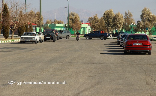 فراخوان اتومبیل&zwnj;های کلاسیک، آفرود و اسپرت در سمنان برگزار شد.
