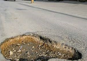دست اندازهای خطرناک اتوبان تهران -قم! + فیلم