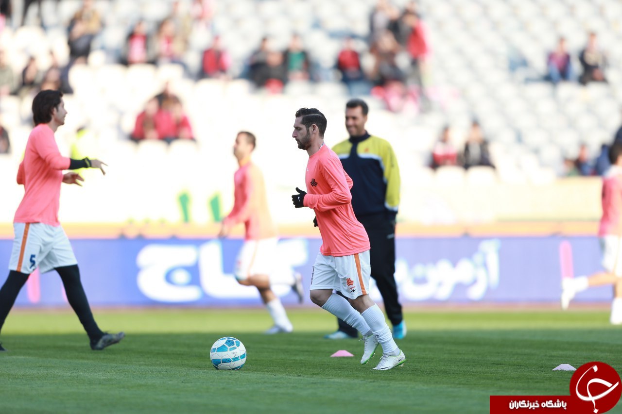 خلعتبری:پرسپولیس و تراکتورسازی مدعیان قهرمانی هستند