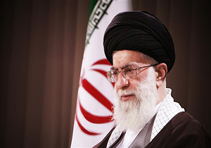 رهبر انقلاب: دشمن دروغ مي&lrm;&zwnj;گويد هدفش علی خامنه&lrm;&zwnj;ای است / هدف دشمن ملت ایران است + فیلم
