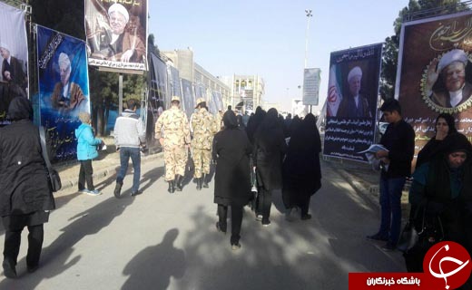 برگزاری مراسم ارتحال با حضور خانواده آیت الله هاشمی رفسنجانی در کرمان+تصاویر