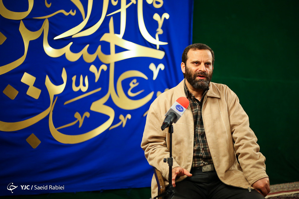هرکس  در جبهه ته صدایی داشت، مداحی می کرد/ برخی هیات ها به معنویت توجه نمی کنند