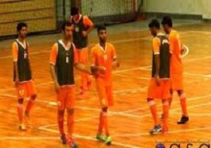 آذرخش میزبان یاسین پیشرو
