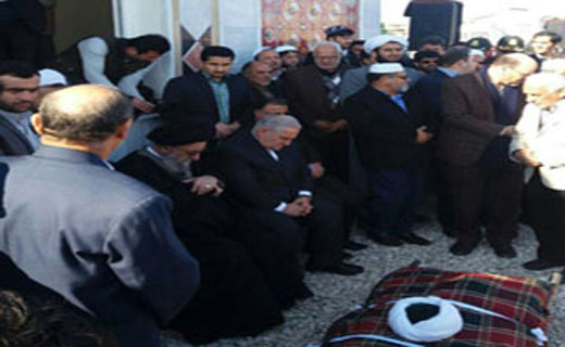 تشییع پیکر امام جمعه اهل سنت شهرستان بندر ترکمن+ عکس