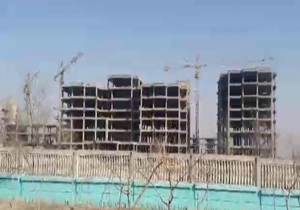 آیا این ساختمان‌ها رکودِ مدت زمان نیمه‌کاره رها شدن را زدند؟! + فیلم