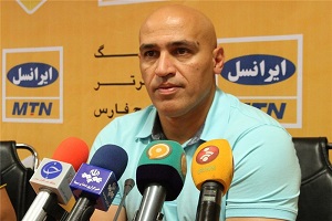 منصوریان:با جدایی بختیار مشکلی ندارم/ جبار و آندو به تیمم ریتم می دهند