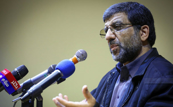 ضرغامی: با کانال های مبتذل برخورد می شود