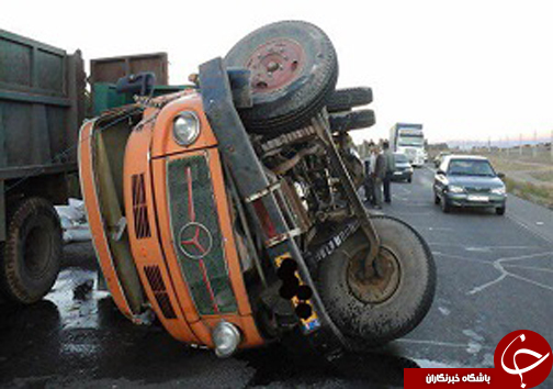 واژگونی خودرو در آوج