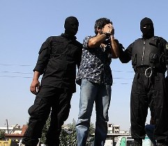 برخورد نیروی انتظامی با عاملان مخل نظم وامنیت در بهبهان