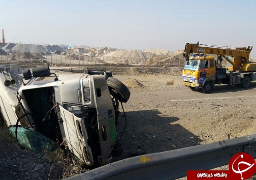 واژگونی یک دستگاه کامیون