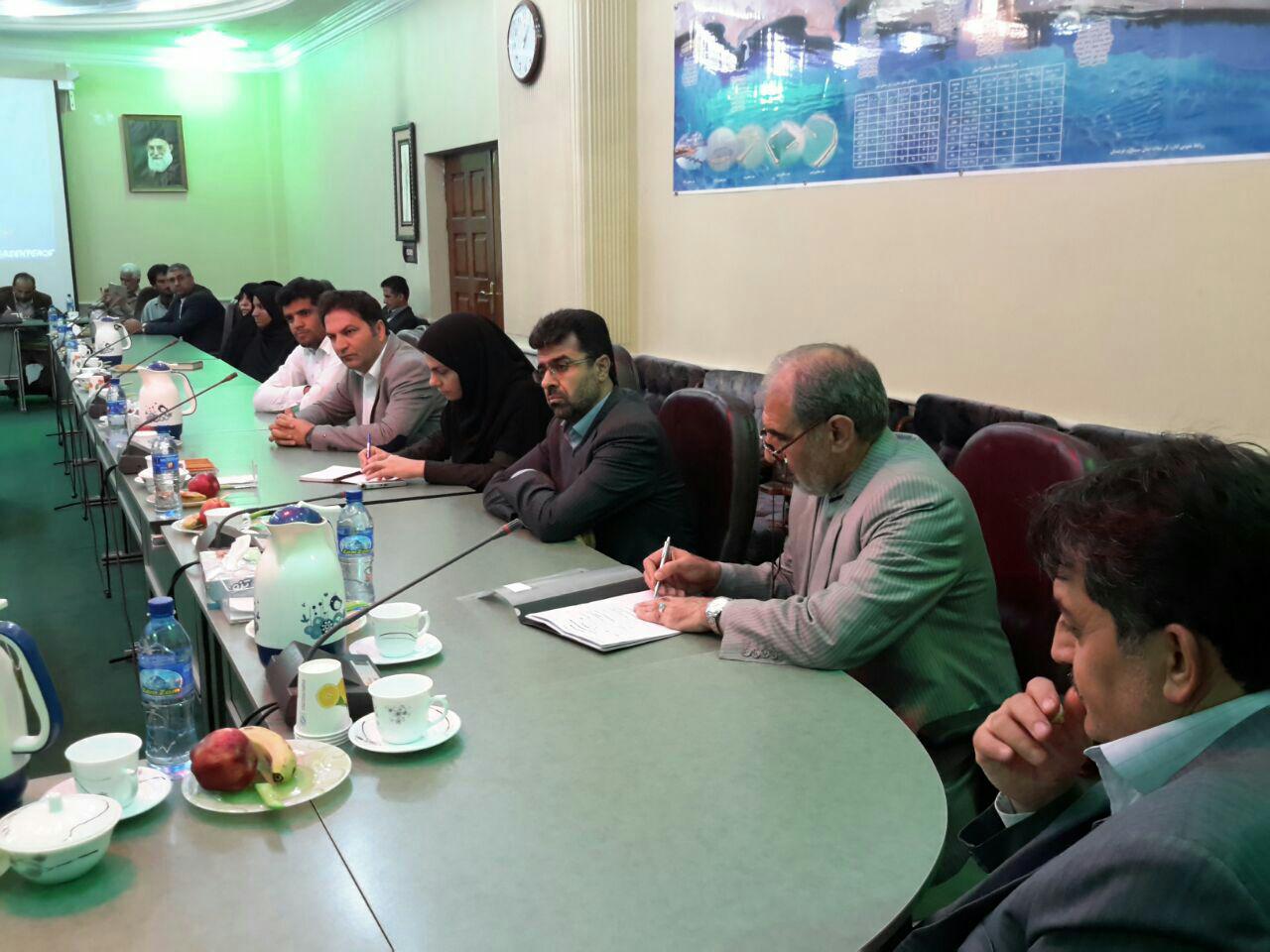 دیدار استاندار سیستان وبلوچستان با خانواده ملوانان در حصر دزدان دریایی