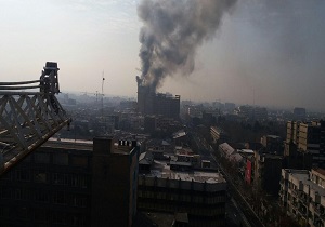 نمایی دور از لحظه آتش گرفتن ساختمان پلاسکو + فیلم