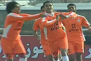 پیروزی قاتع بادران مقابل خونه به خونه + فیلم